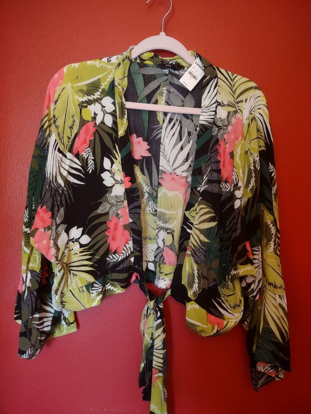 Express Tropical Shrug / Large